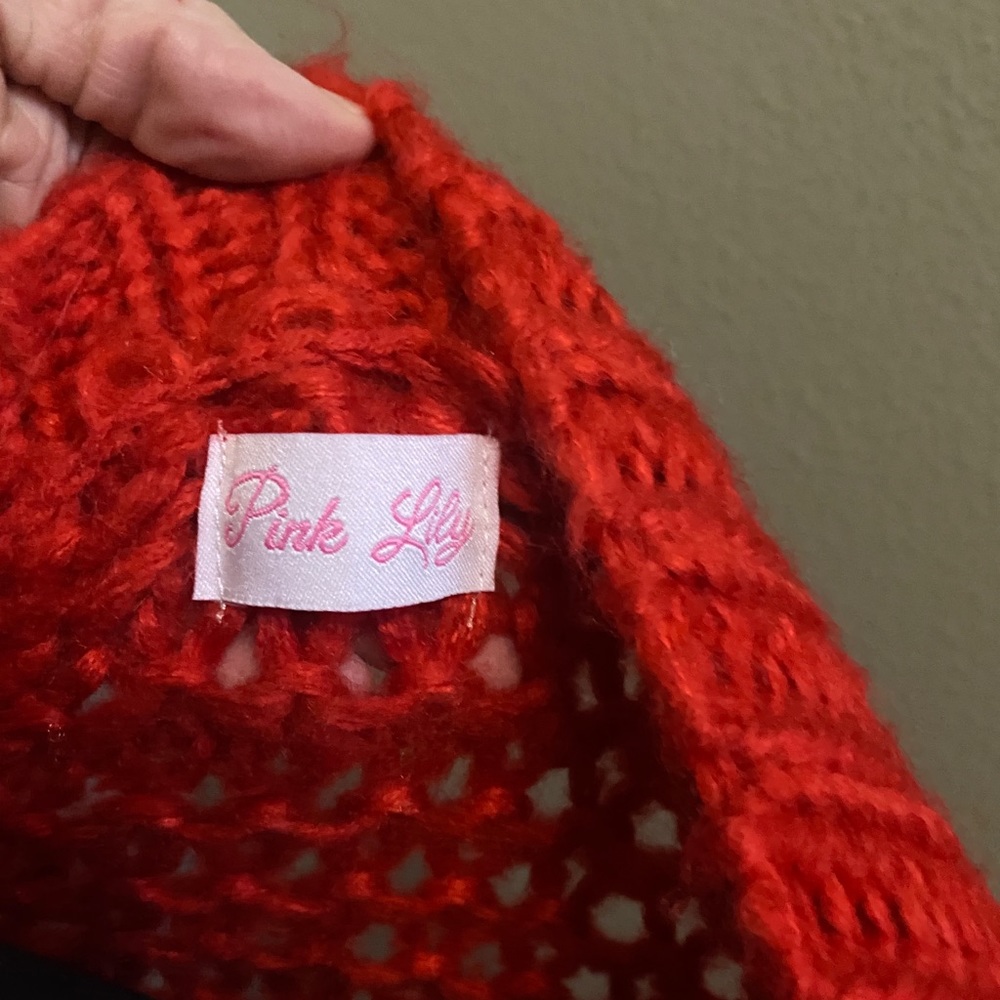 🔥3 for $10🔥 Pink Lily Red Pom Sleeve V Neck Sweater Size Large - Picture 3 of 4